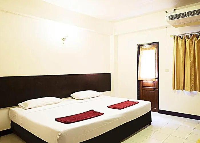 Hotel Four Sons Village
