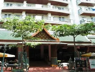 Four Sons Village 2* Bangkok