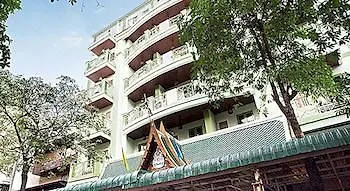 Four Sons Village Bangkok