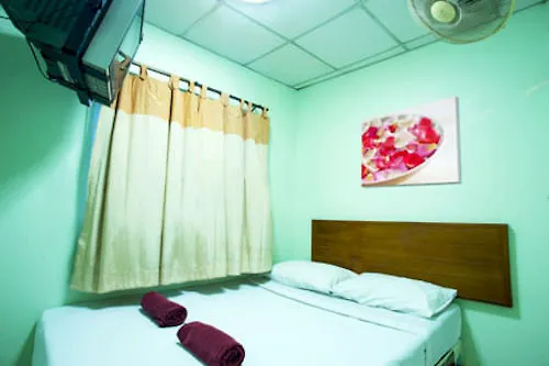 Hotel Four Sons Village 2*