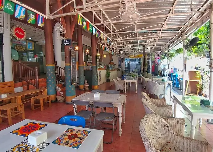 Four Sons Village 2* Bangkok