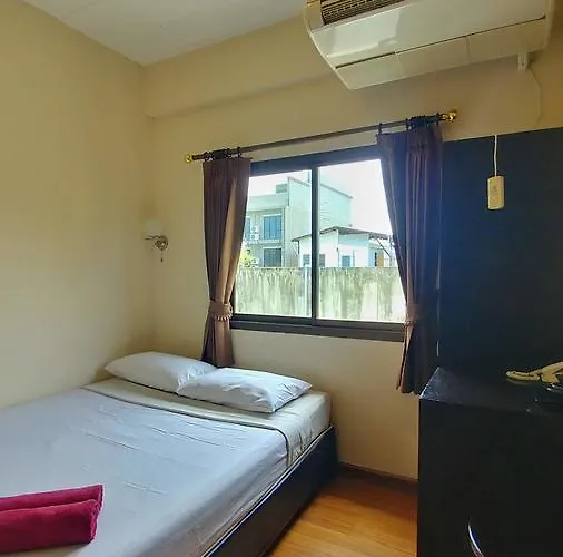 Hotel Four Sons Village