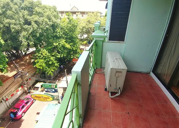Hotel Four Sons Village 2*