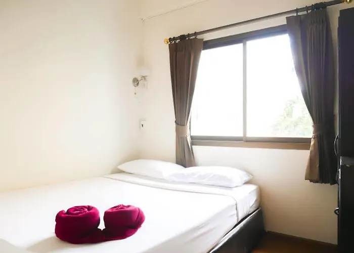 Hotel Four Sons Village 2*